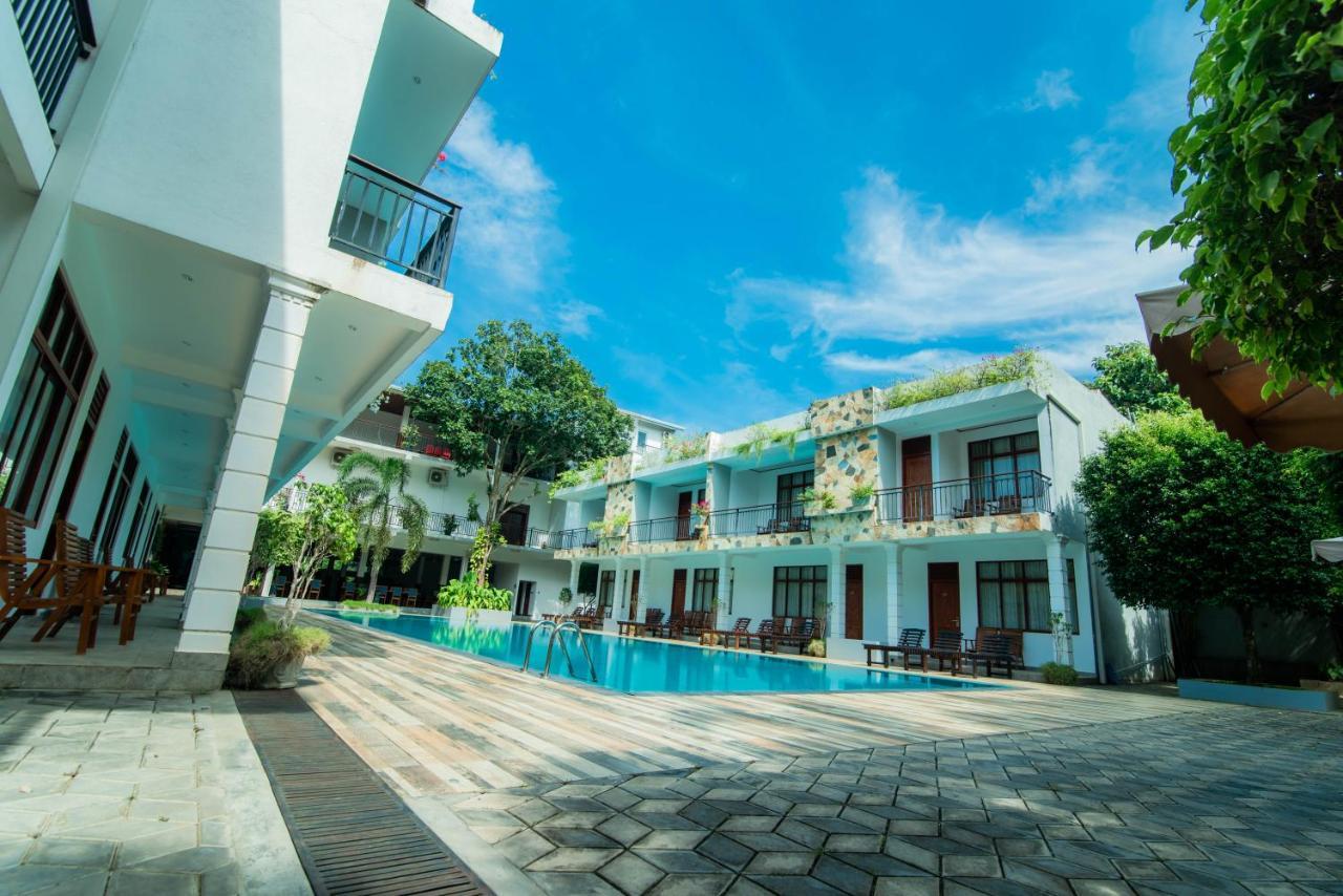 Hotel Royal Reach Udawalawe Exterior foto