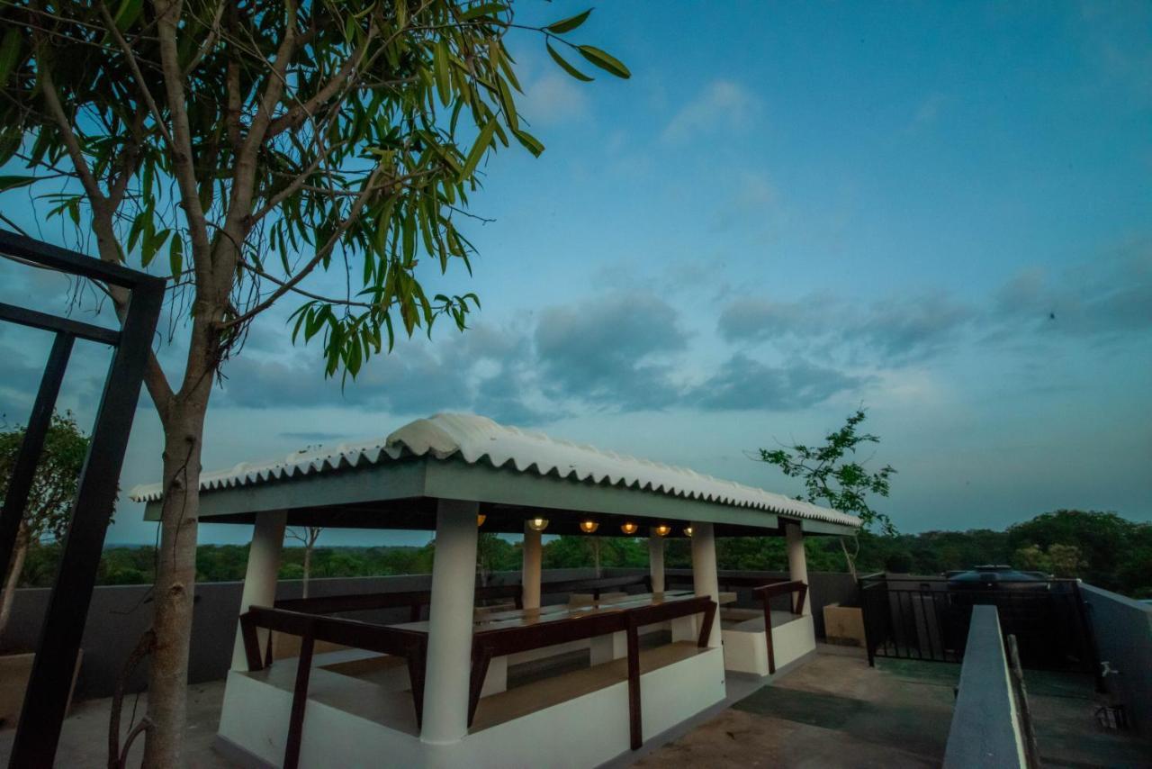 Hotel Royal Reach Udawalawe Exterior foto