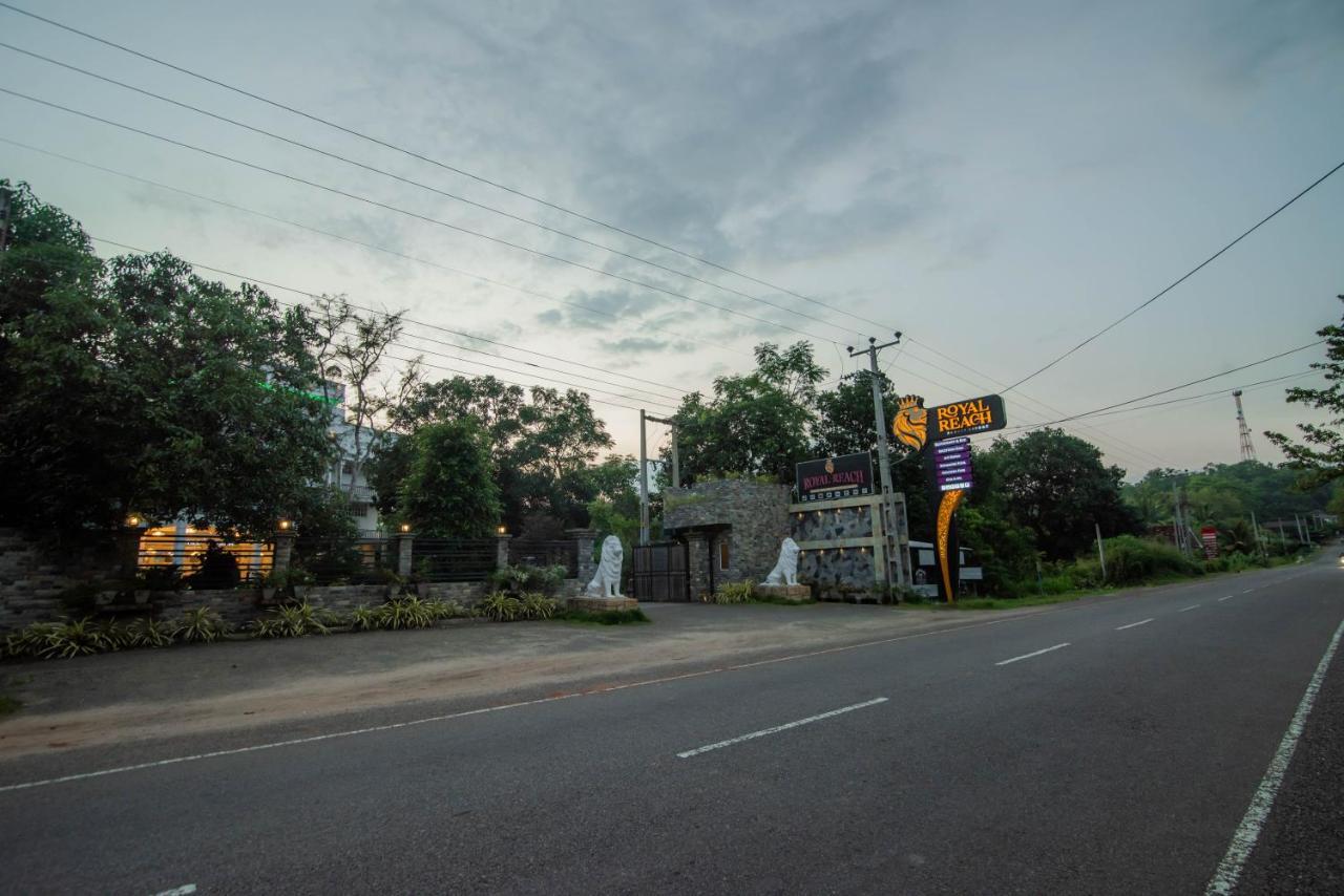 Hotel Royal Reach Udawalawe Exterior foto